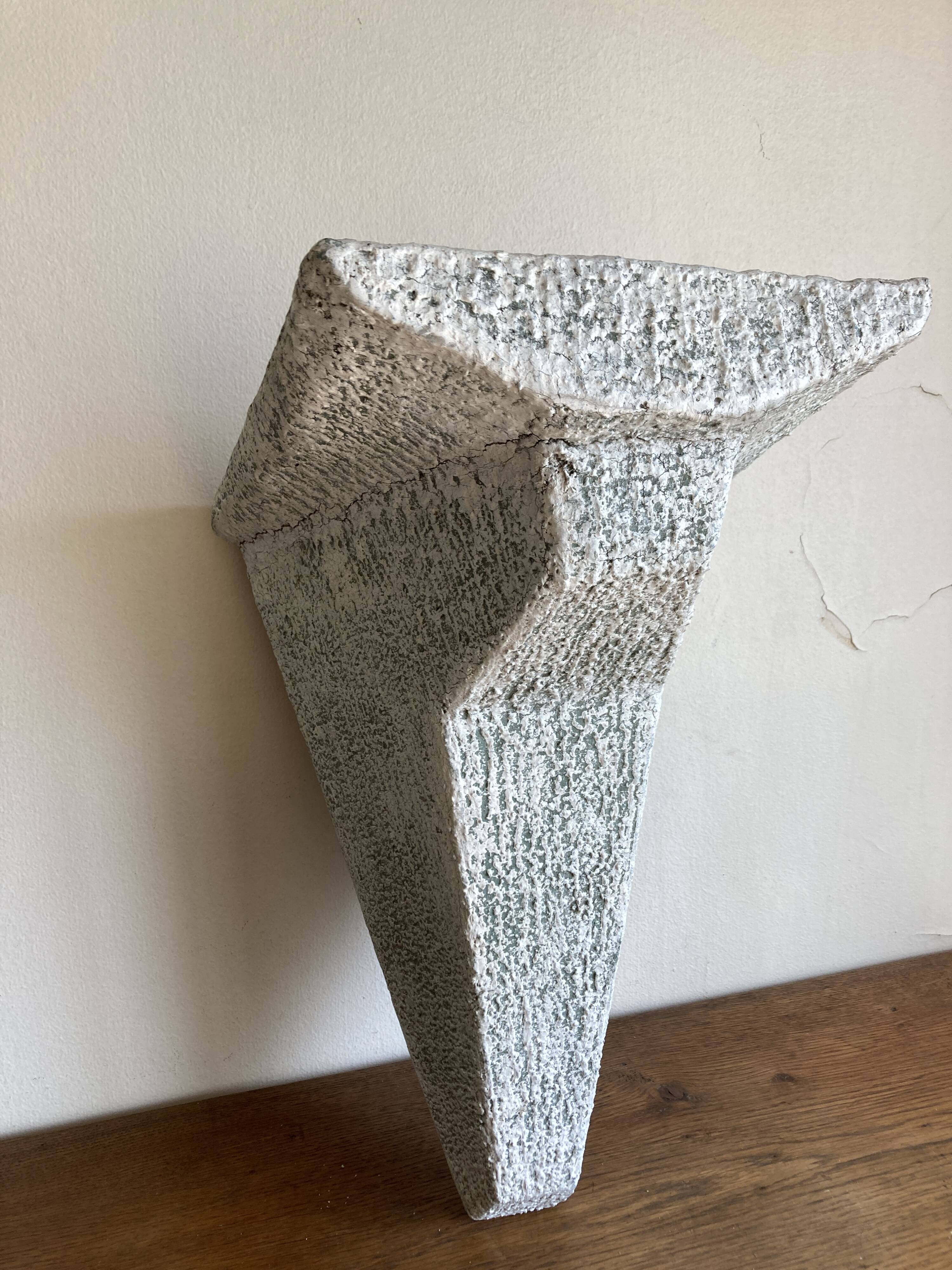 Console murale brutaliste en bois peint 1970