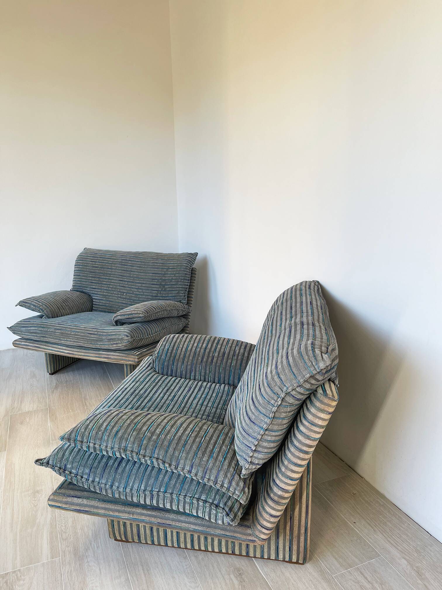 Fauteuil Grand Post Moderne des années 1980