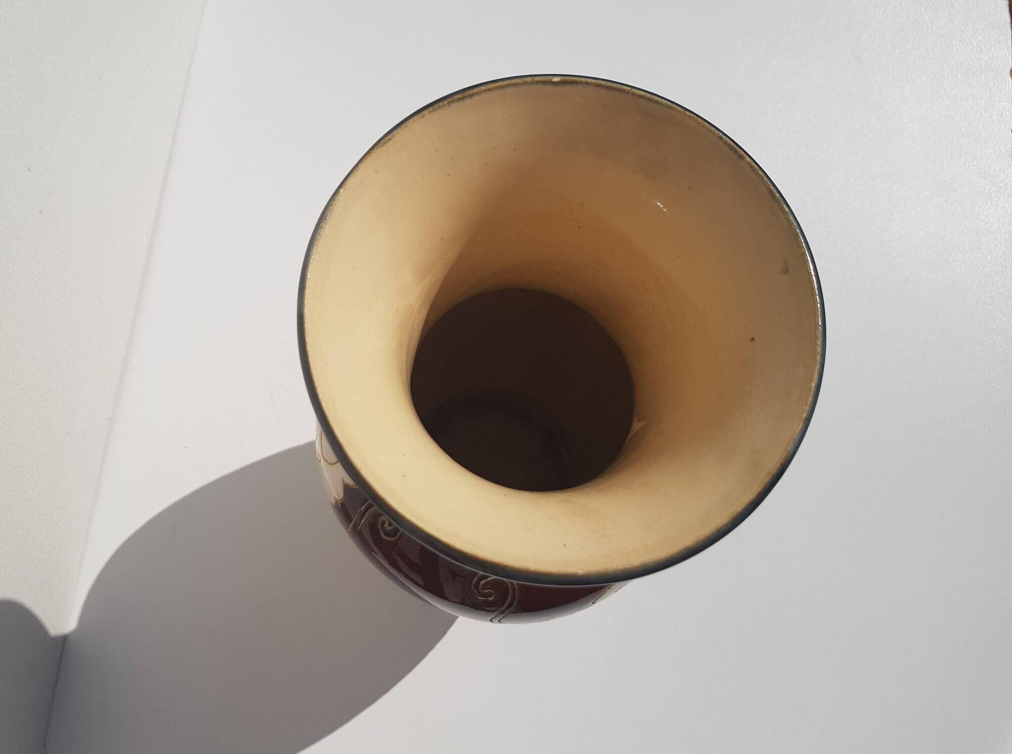 Ceramic vase decoration: 2 unwinged Dragons / Yin Yang Sun - Signed Pictogram (Signature on the ide
