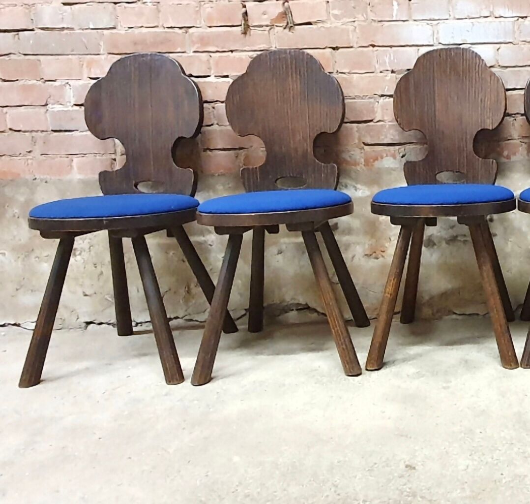 Lot of 6 vintage brutalist chairs from the 1970s.