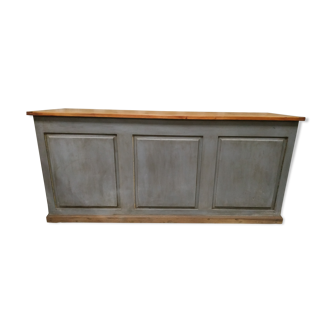 Renovated old counter