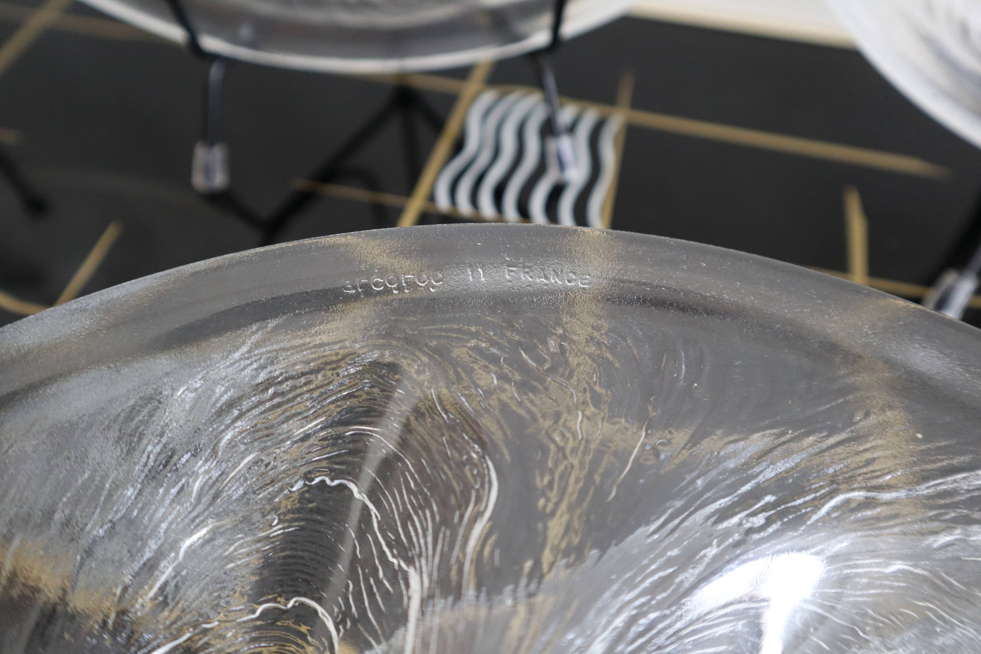 6 oyster plates and its 6 embossed glass forks, 1970s
