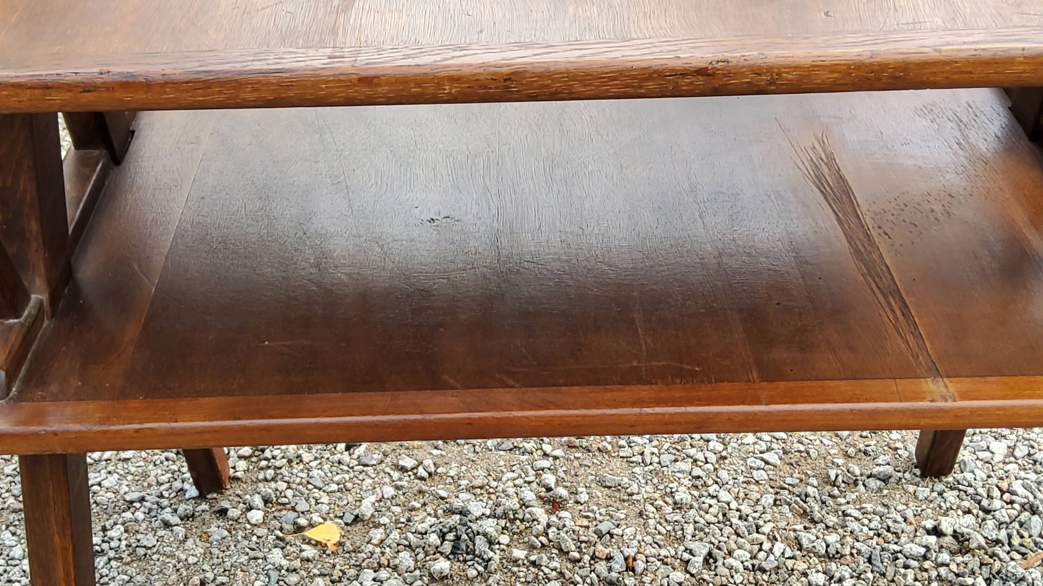 Table d’appoint vintage des années 50 en hêtre chêne et peuplier pieds compas