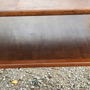 Table d’appoint vintage des années 50 en hêtre chêne et peuplier pieds compas