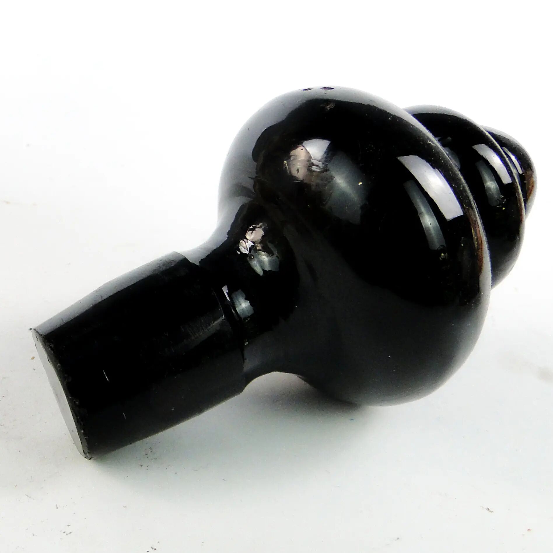 Carafe Art Déco, verre rosaline, verre hyalite, Verrerie Hortensja, Pologne, années 1930