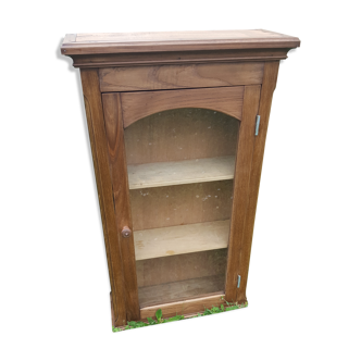 Natural wood showcase