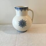 Toilet pitcher