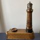 Lampe phare souvenir de Calais en bois