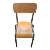 Chaise en bois d'écolier