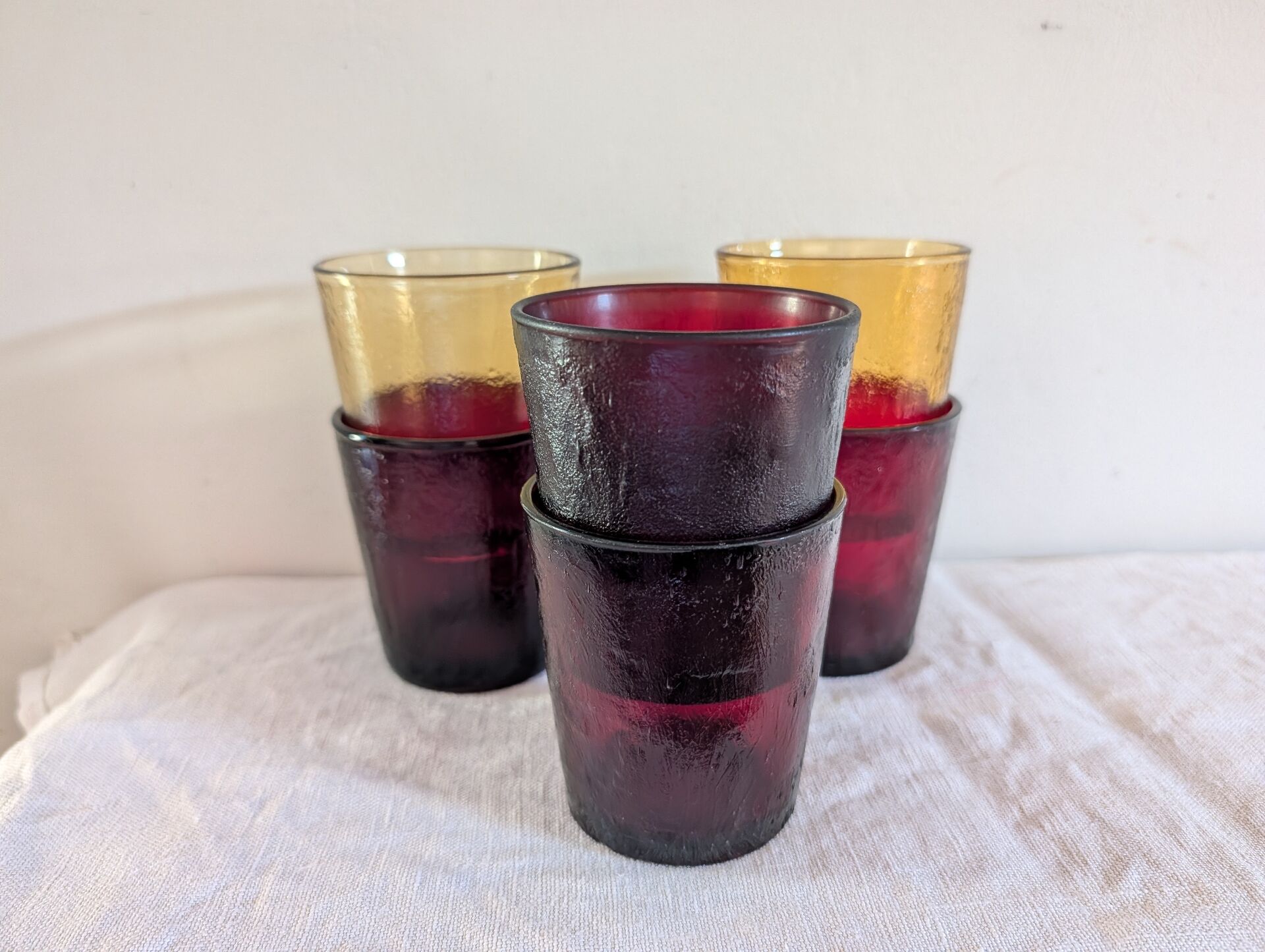 6 vintage glasses Lever France amber and ruby from the 1970s