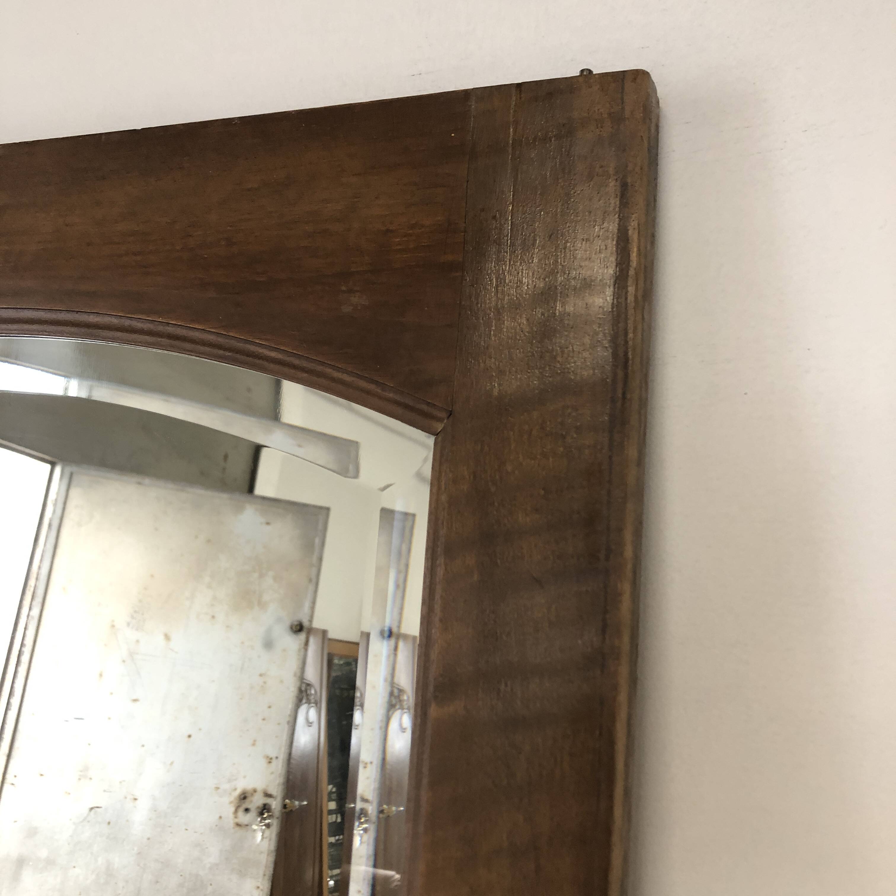 Beveled mirror