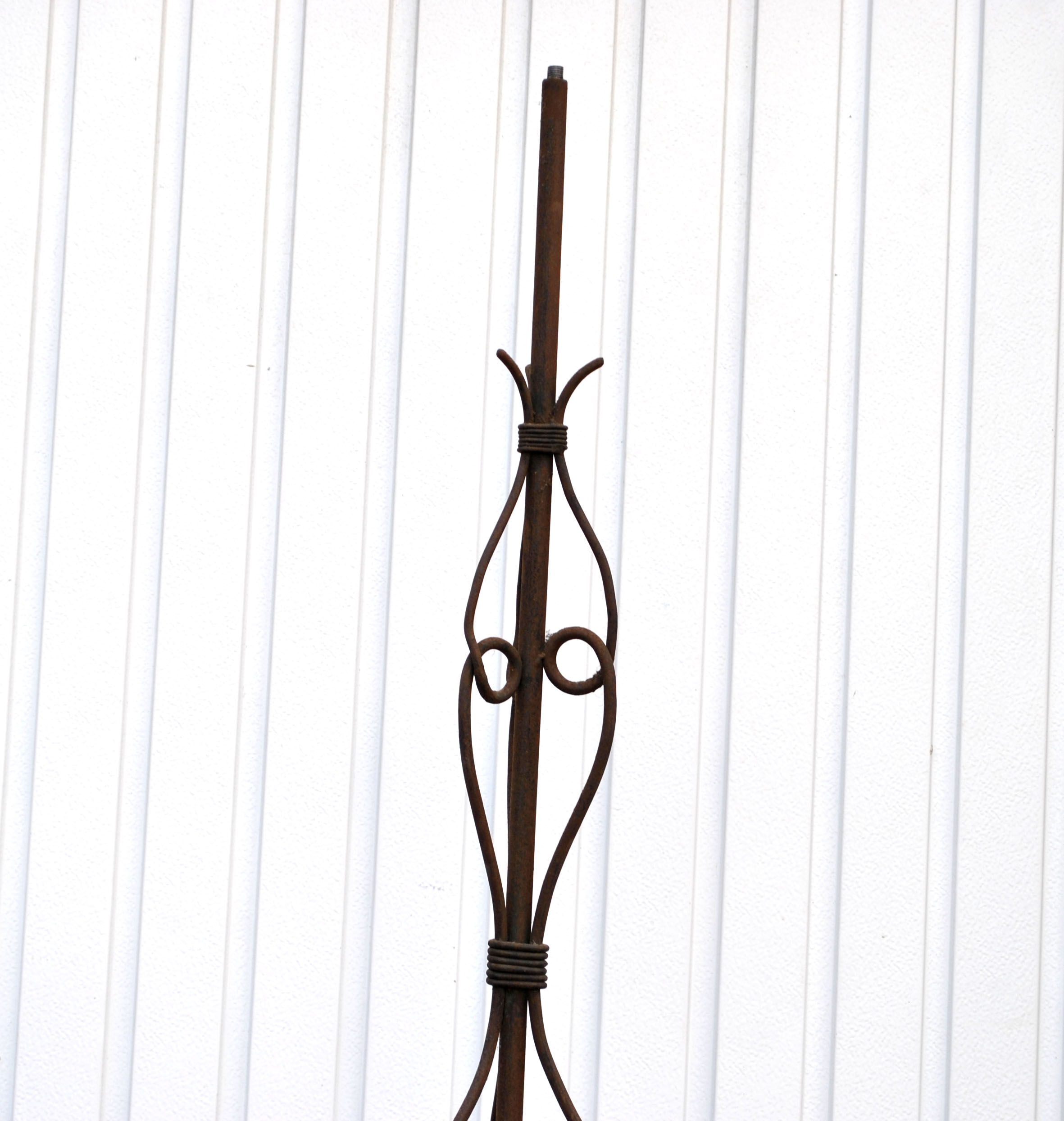 Vintage wrought iron lamp foot, volutes tripod floor lamp