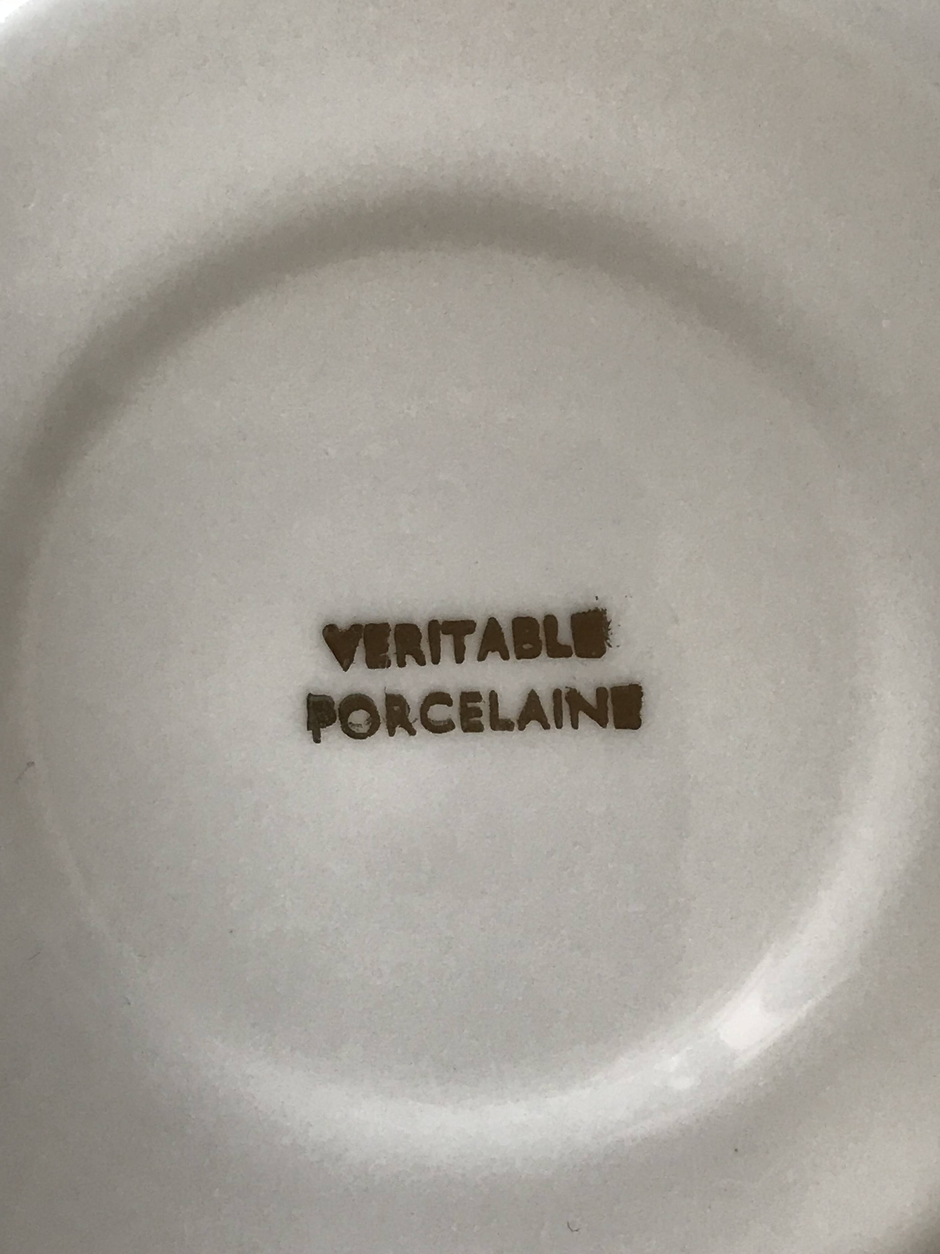 Porcelain cup