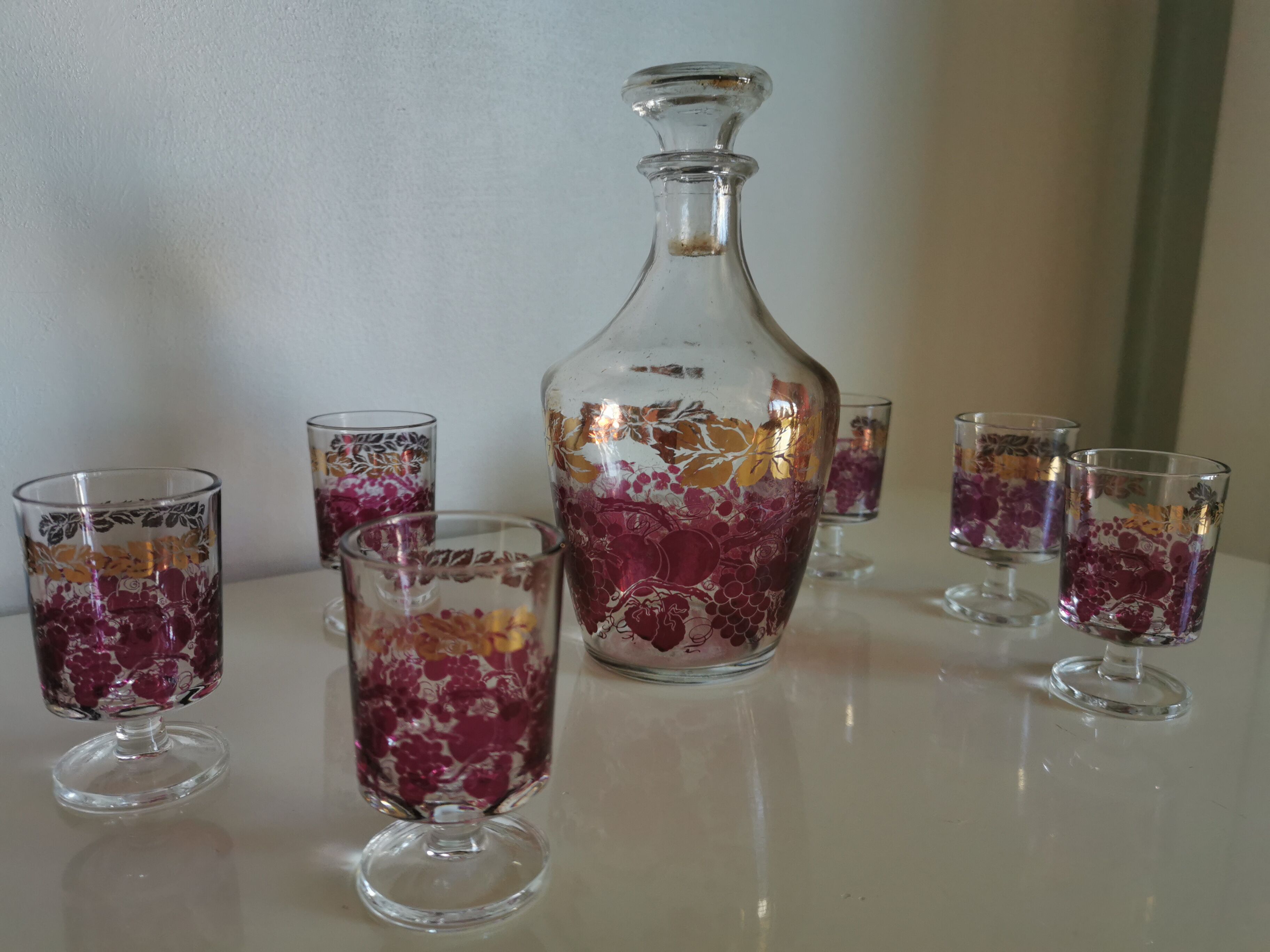 Liquor service in french crystal