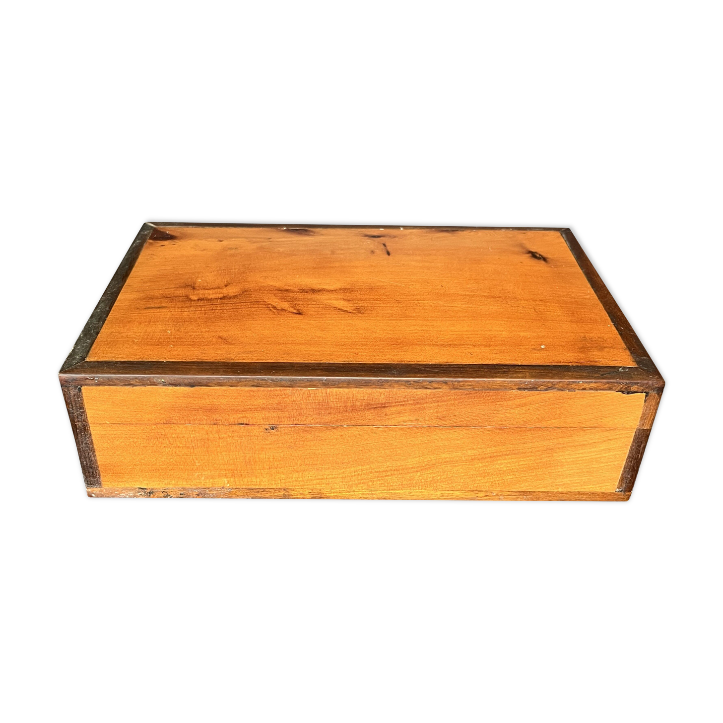 Solid wood jewelry box