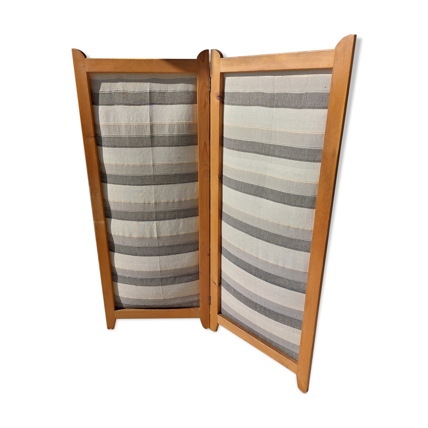 Wooden screen, fabric of your choice