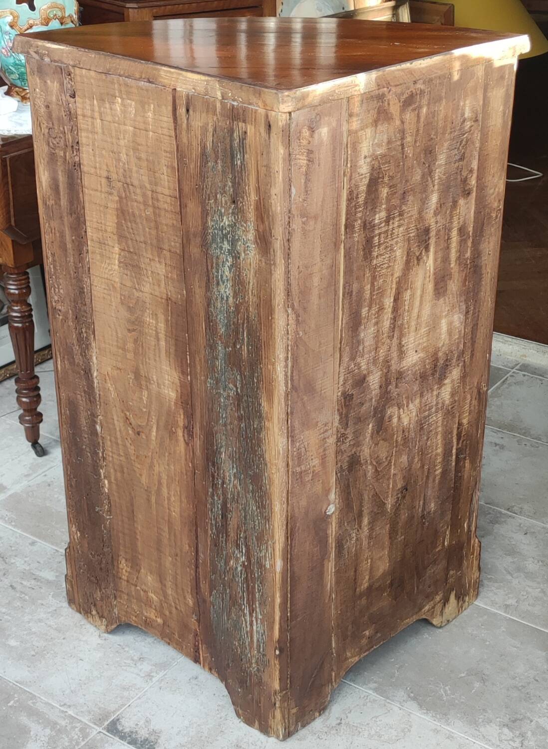 Old corner furniture/old corner