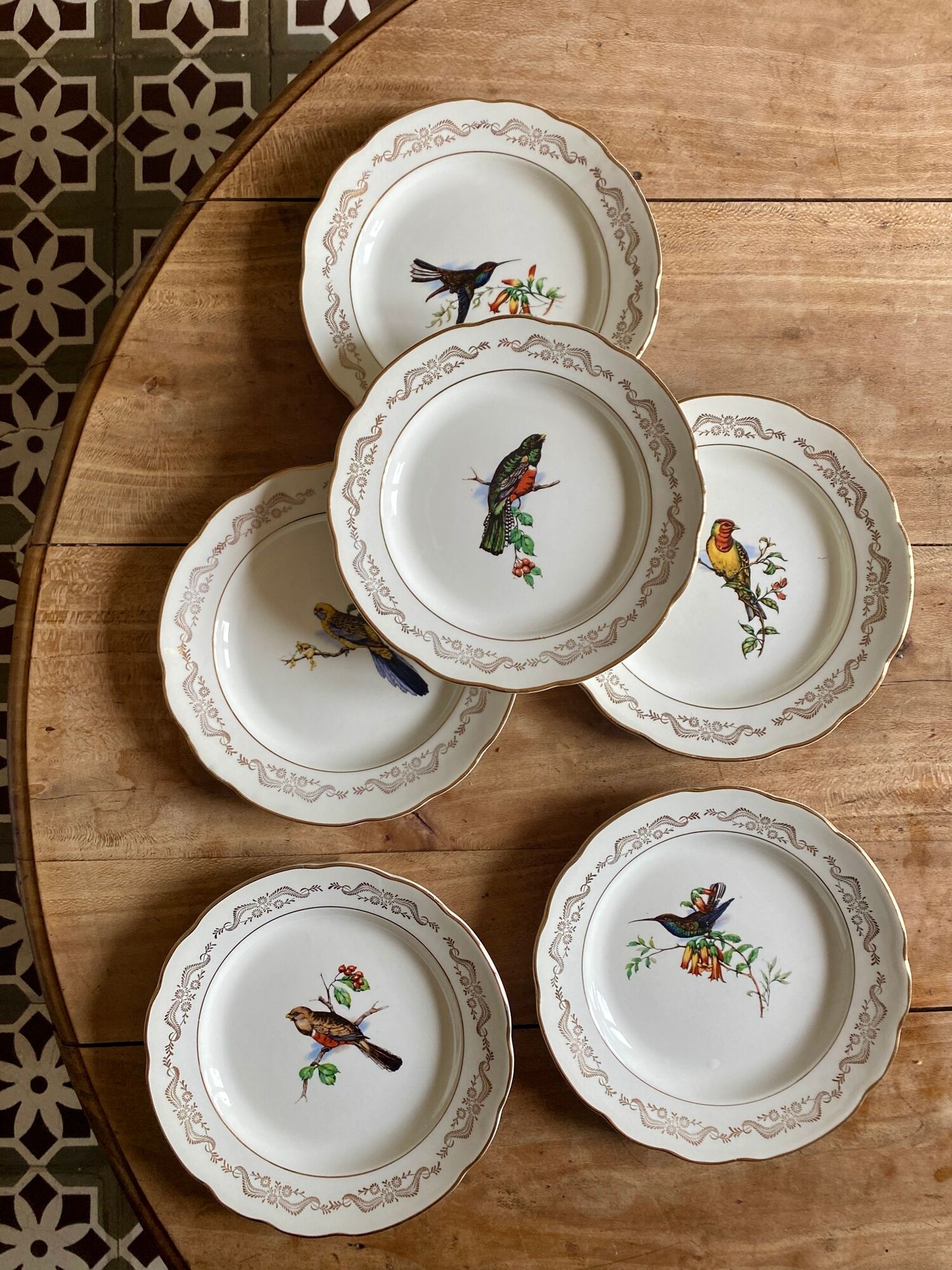 Set of 6 vintage flat plates, model Moineaux de Paris de Gien
