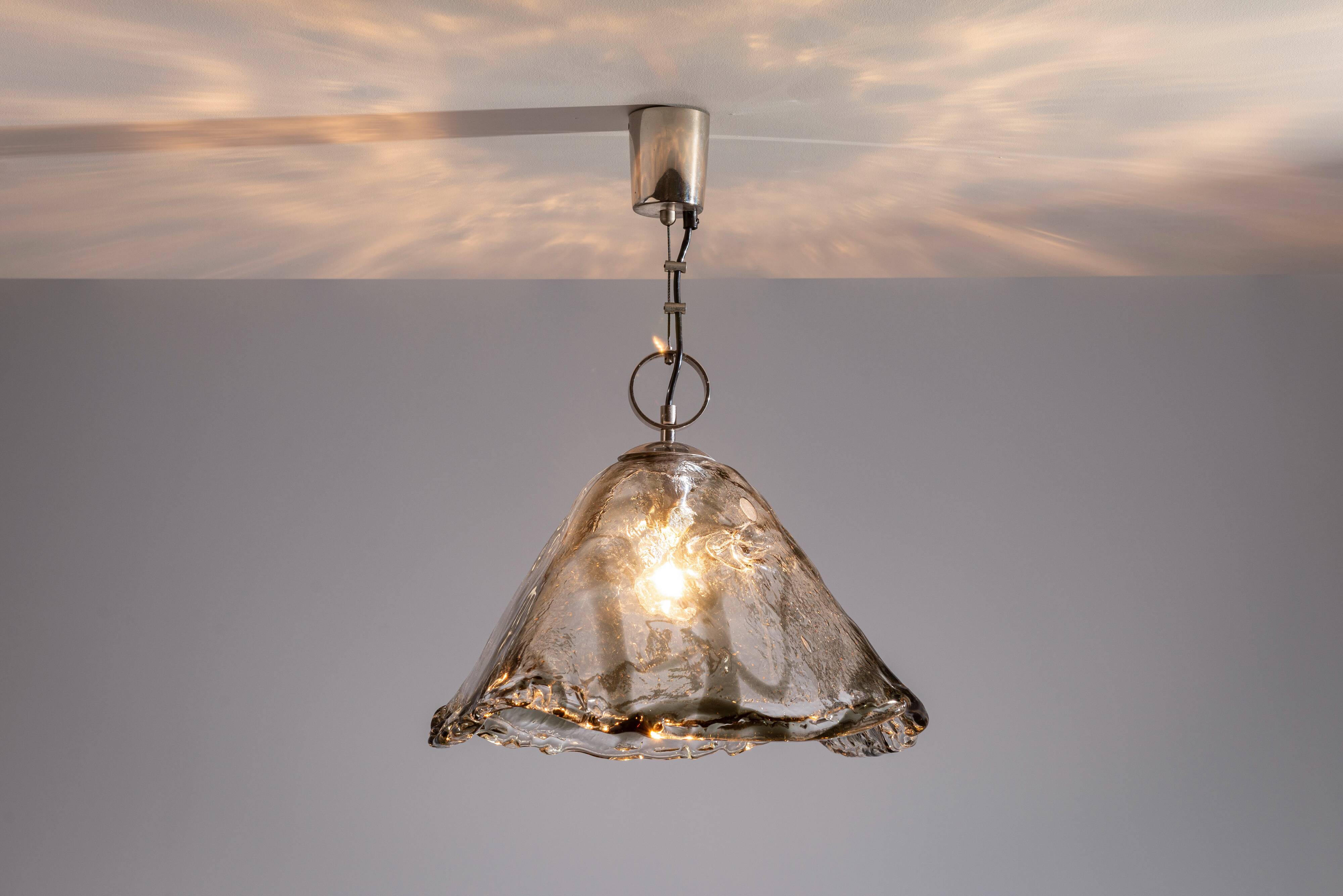 Murano glass pendant with chromed details