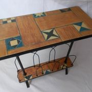 Magazine table