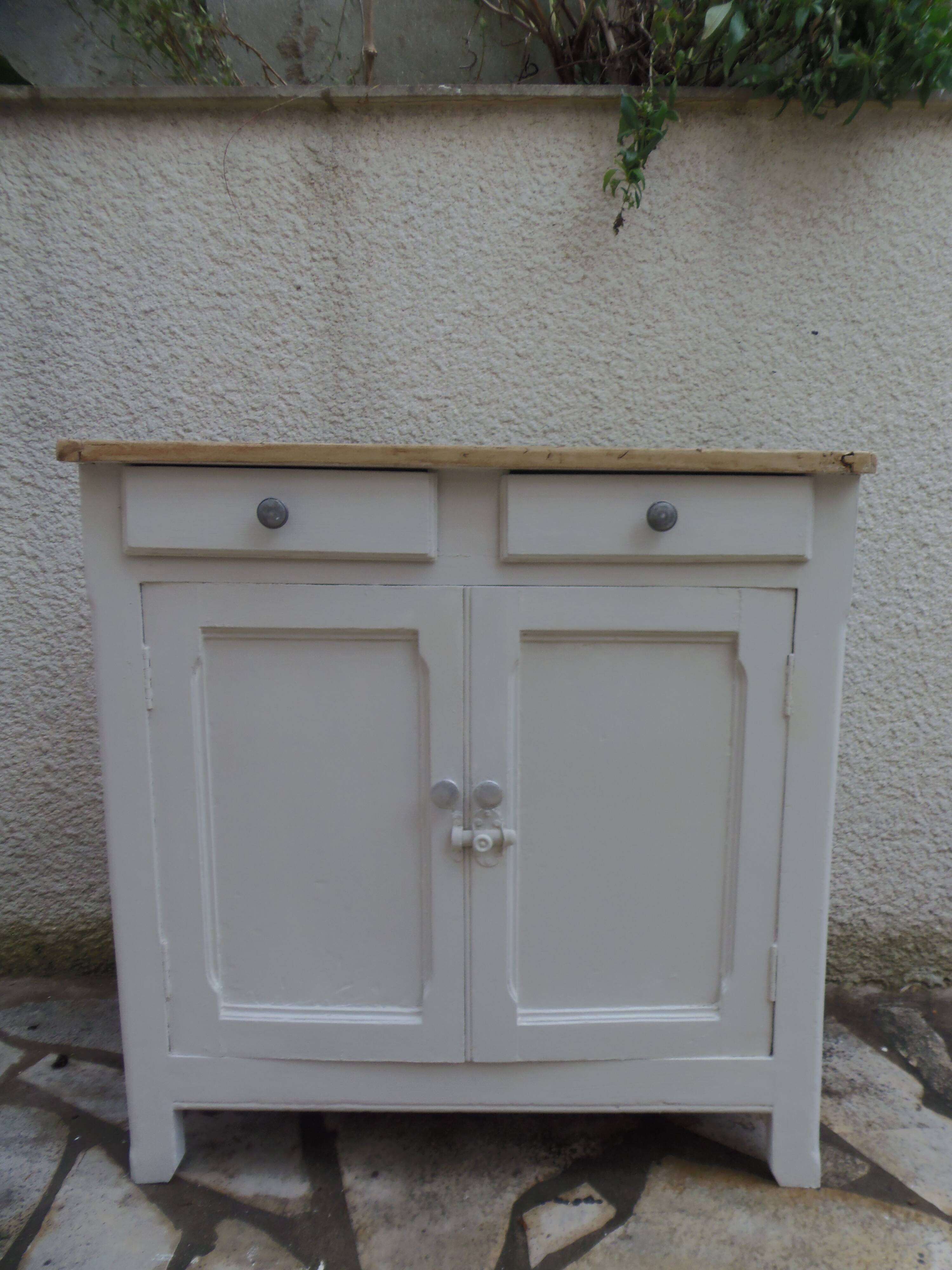 Vintage Parisian buffet re-enchanted in pearl grey, wooden top.