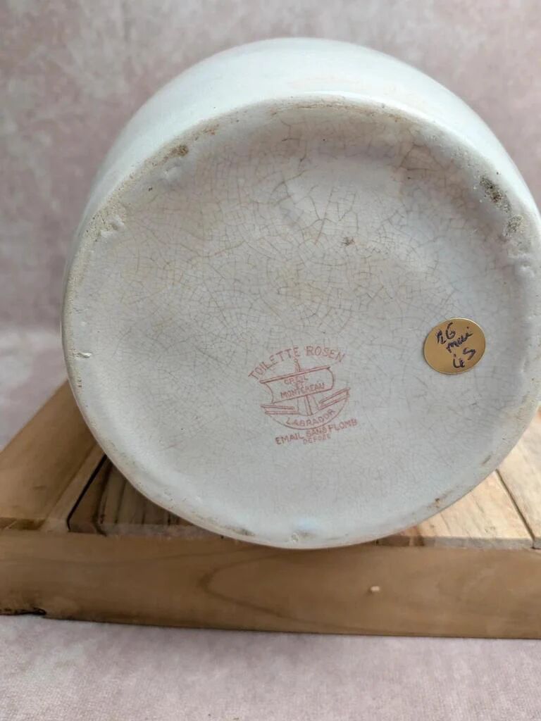 Old ironstone jug from Creil and Montereau, Rosen model.