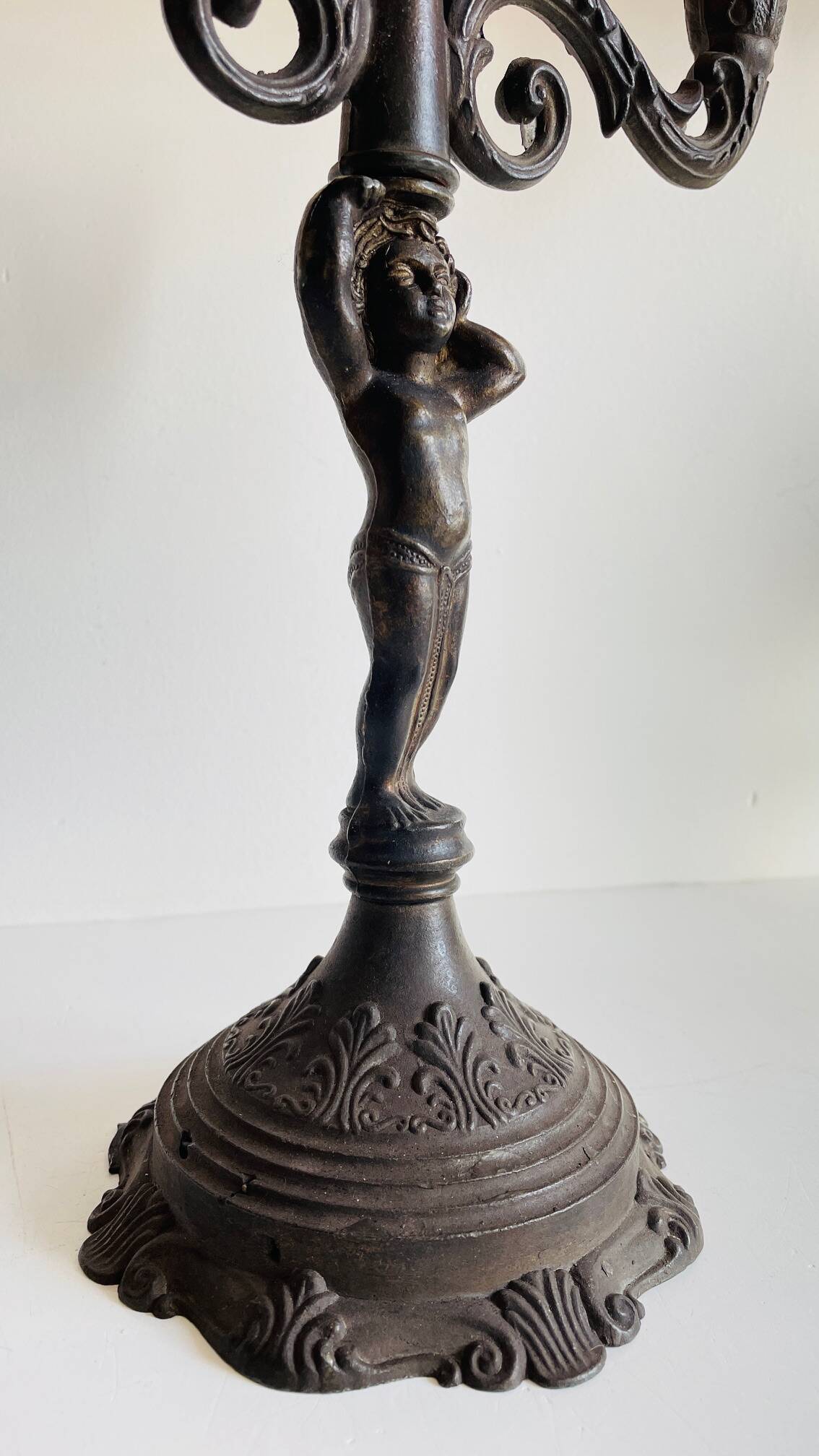 Little angel table candle holder