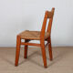 Suite de 6 chaises paillées en orme massif, travail français, 1950