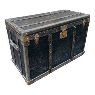 Travel trunk