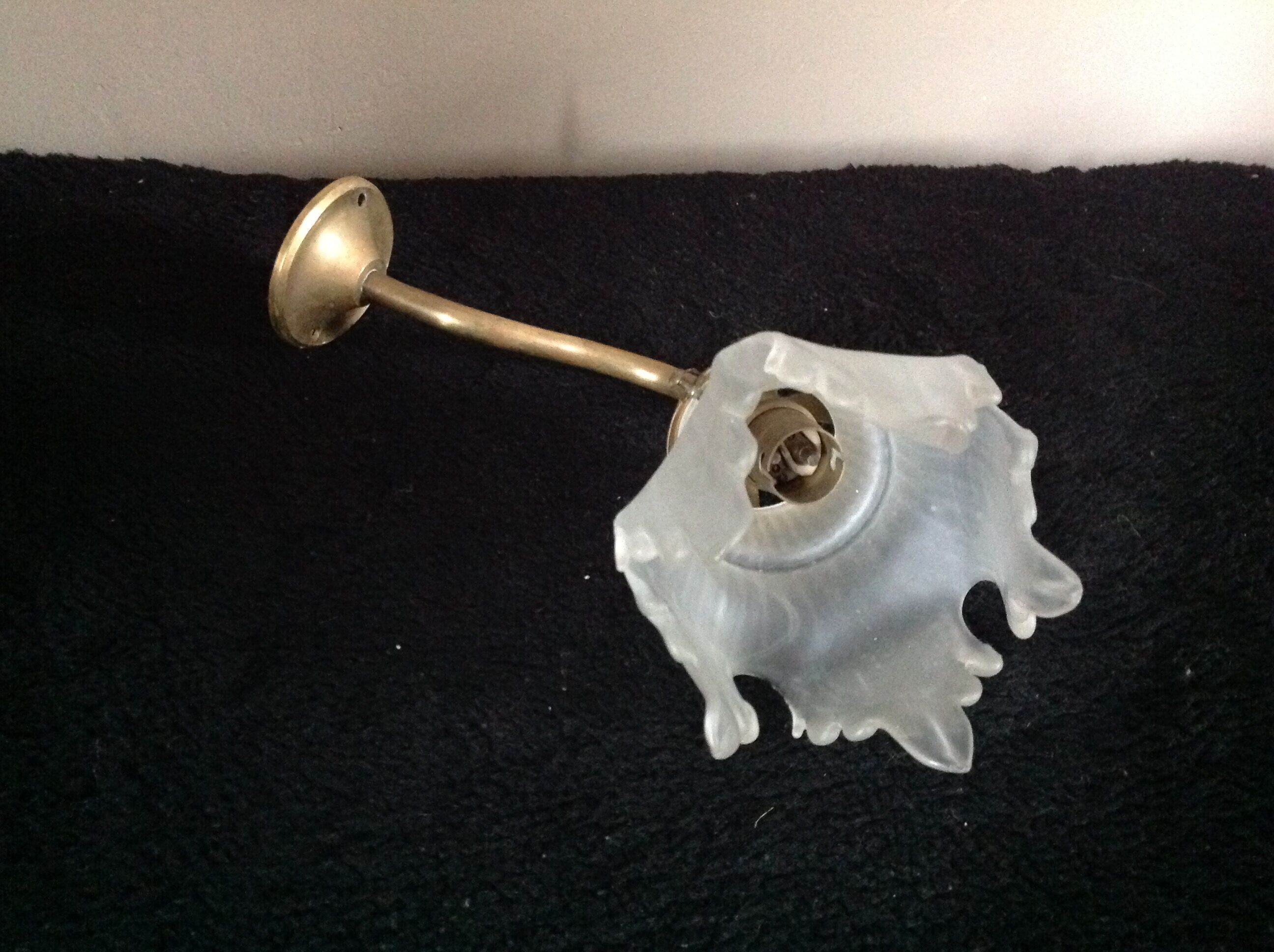 Swan collar wall sconce