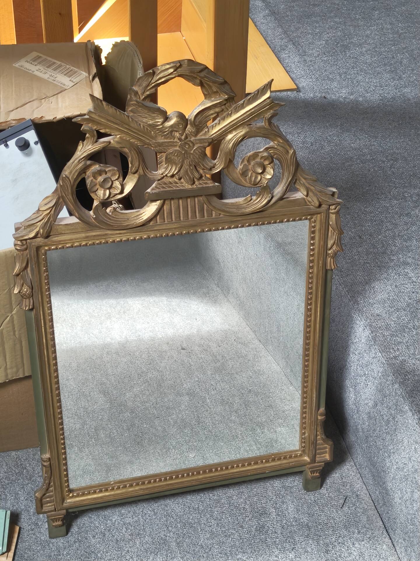 Miroir de table  en bois doré style Louis XVI