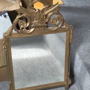 Table mirror in gilded wood in the Louis XVI style.