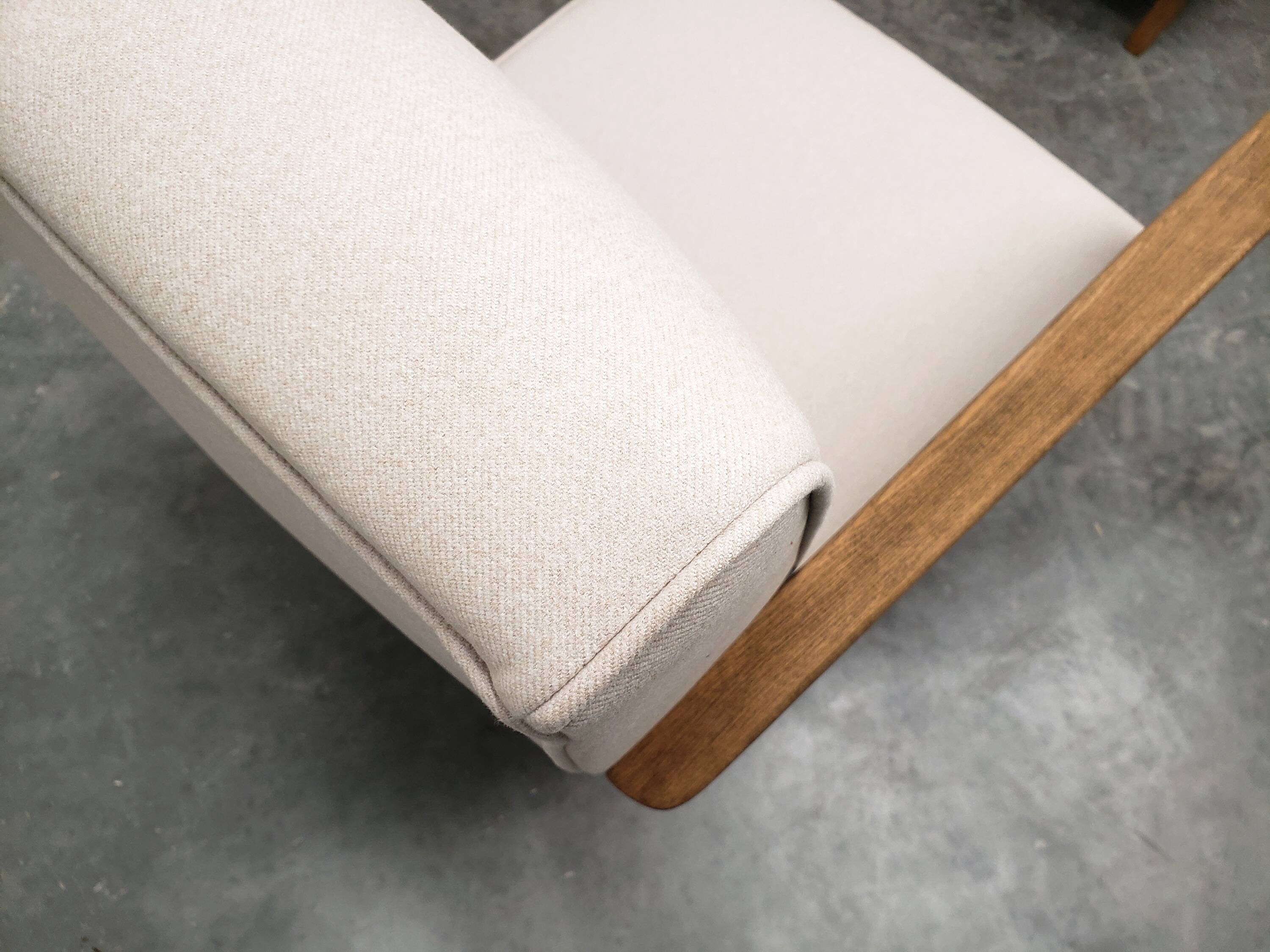 1930 Jindrich Halabala Bentwood Armchair in Beige