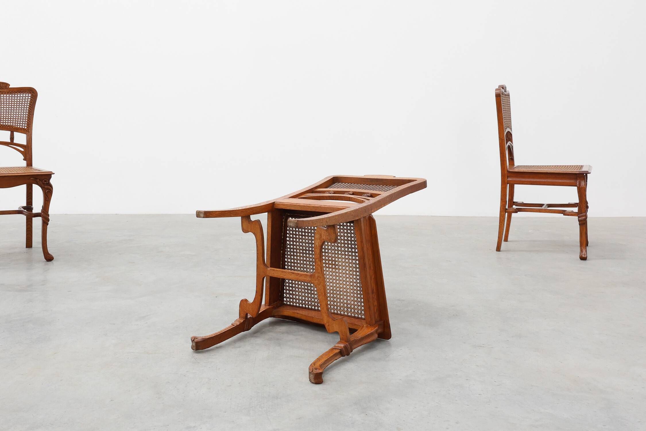 Set of 6 art nouveau dinner chairs in the manner of Victor Horta, Belgium