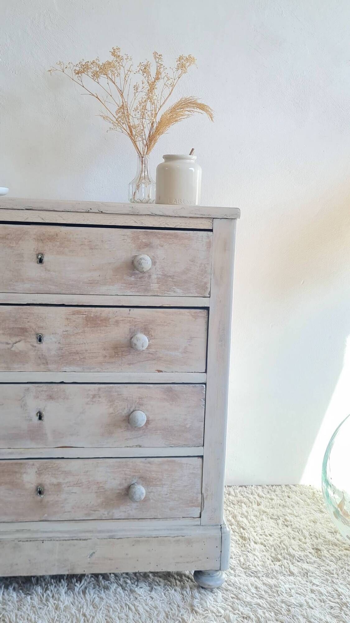Antique English-style commode