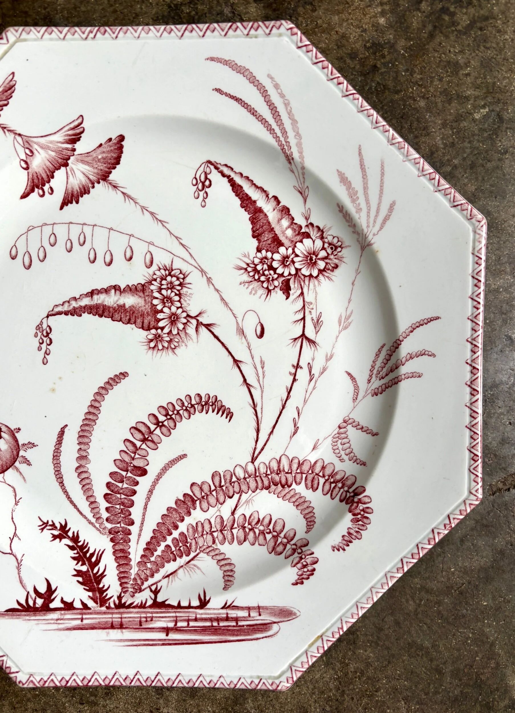 Medium ironstone dish Clairefontaine, "Indiana" service.