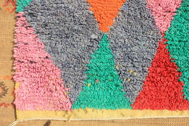 Traditional handmade Berber rug 250cm x 150cm