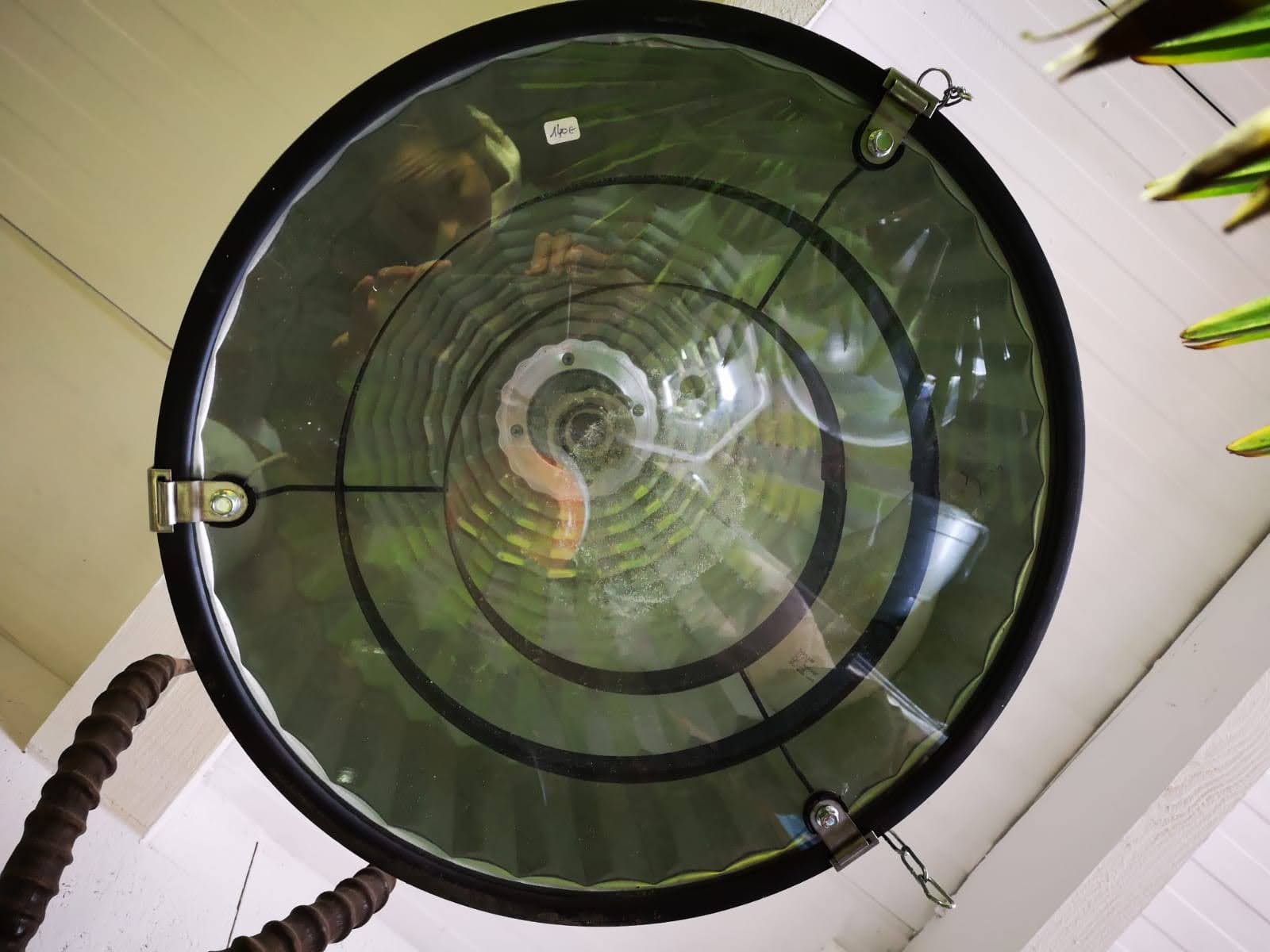 Industrial-style metal hanging lamp