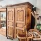 Armoire normande rénovée