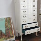 Louis xv-style cream white rag maker