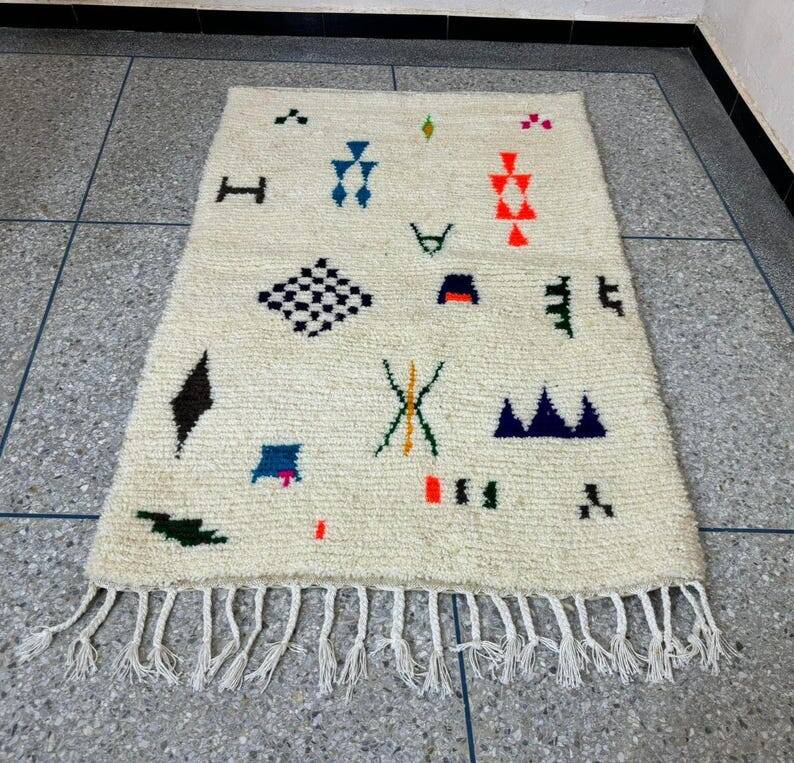 Moroccan Berber rug 250cmx150cm