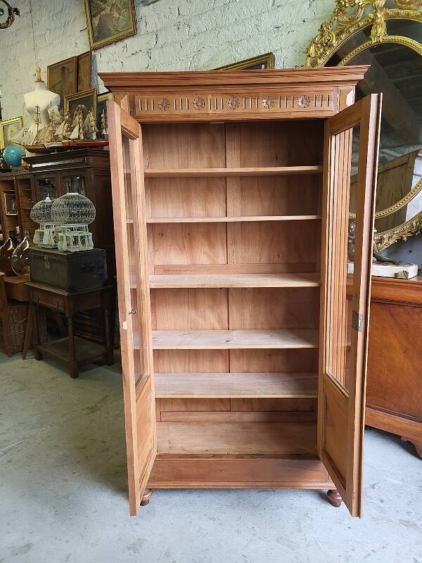 Bookcase showcase 2 doors 1900 in blond walnut
