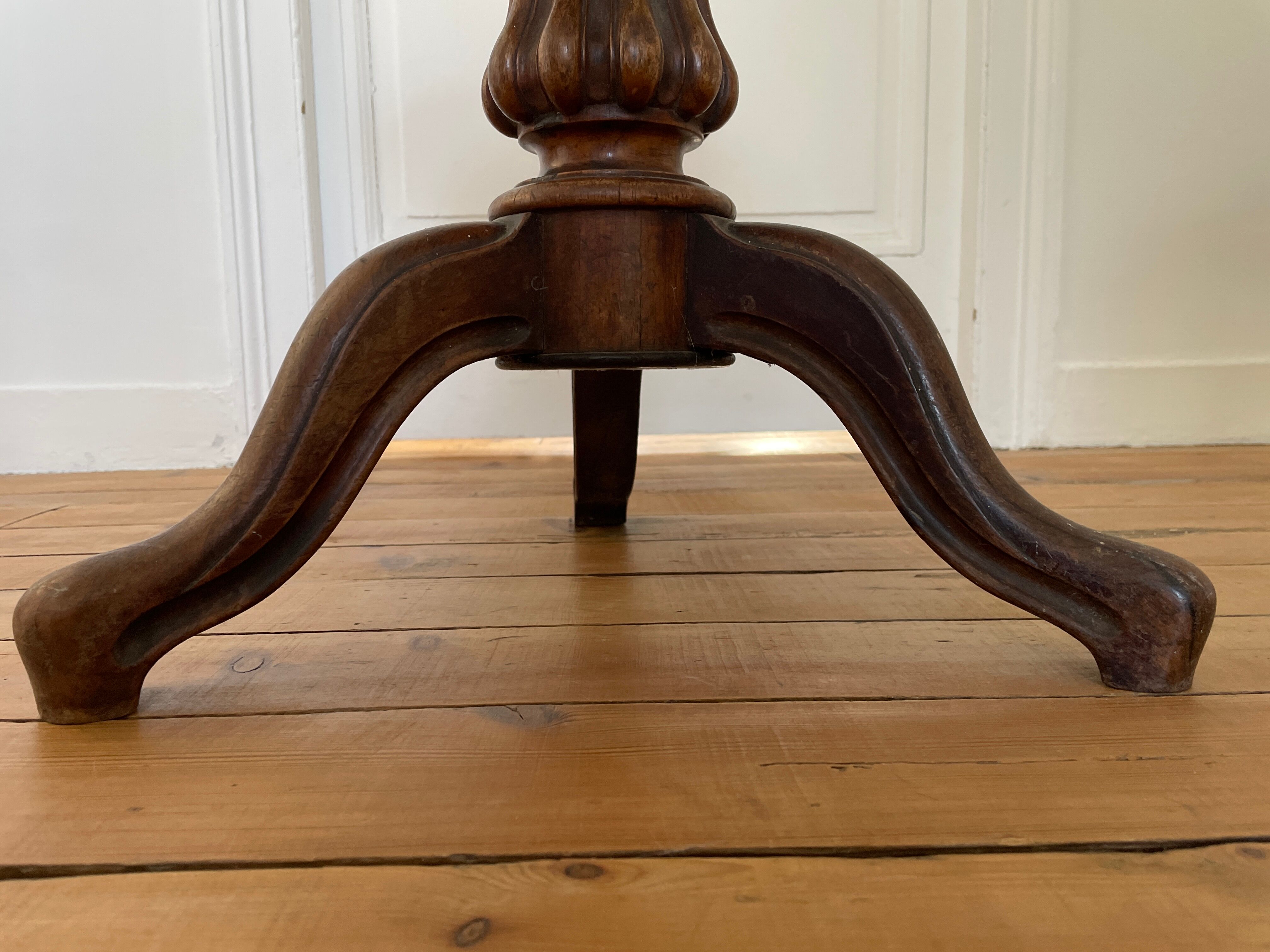 Screw piano stool, Napoleon III