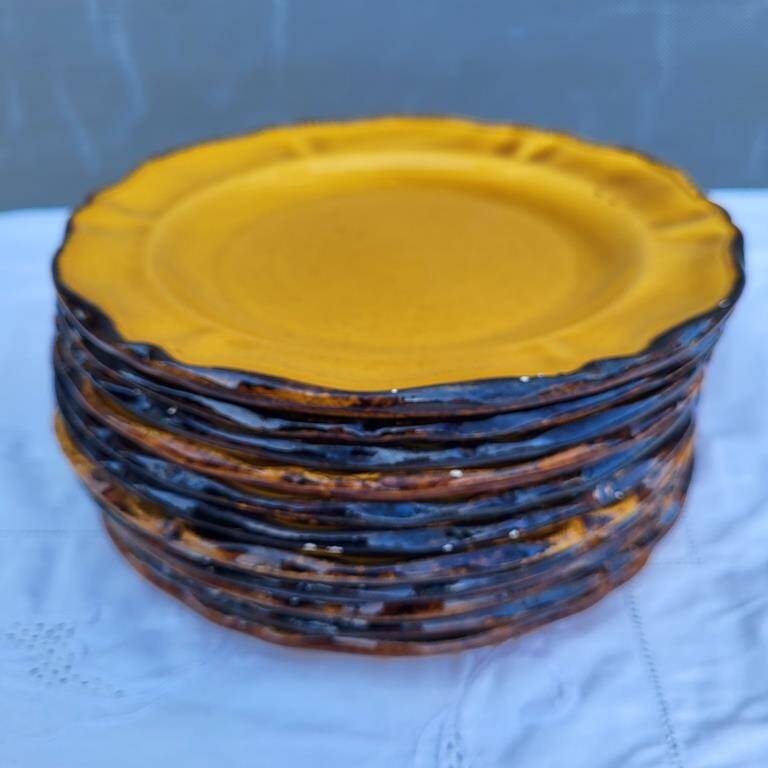 Set of 11 saffron Fleur de lys dessert plates ADP