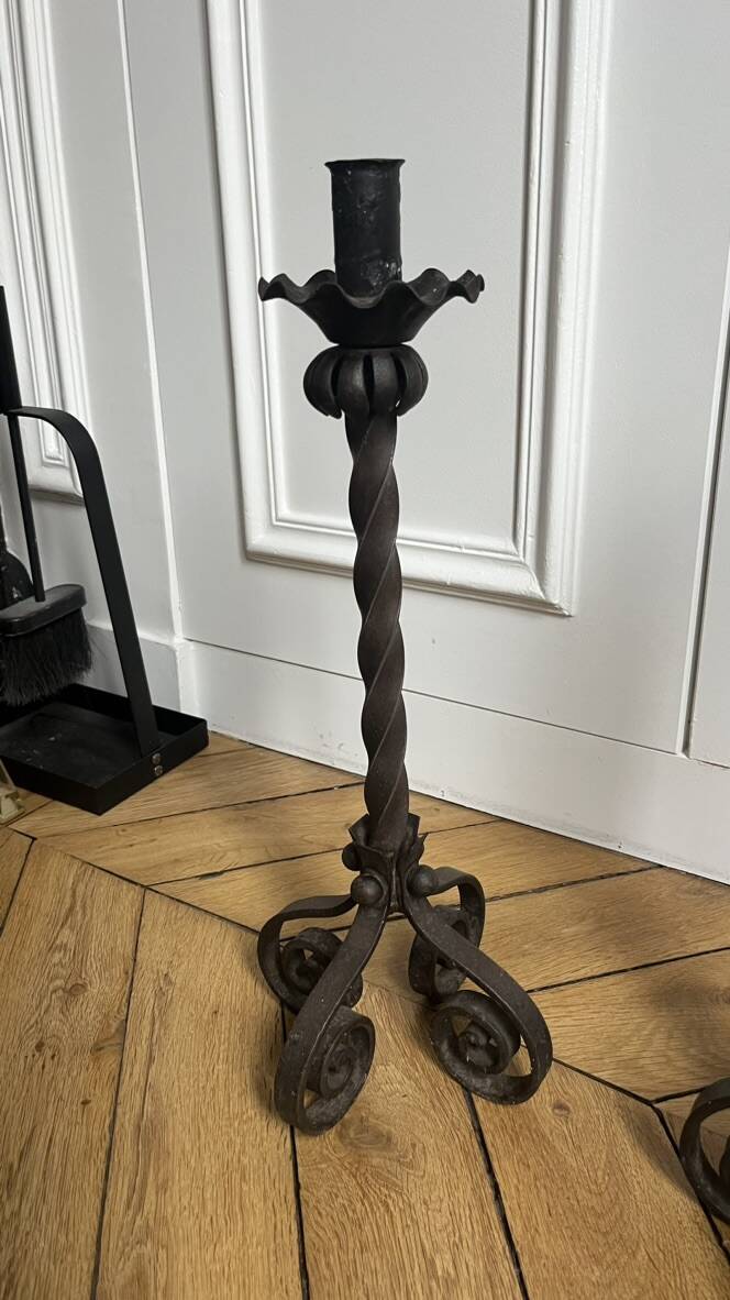 Paire de chandelier en fer forgé