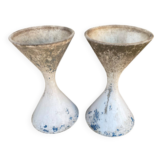 Diabolo XXL planters in fibreglass by Willy Ghul & Anton Bee Eternit