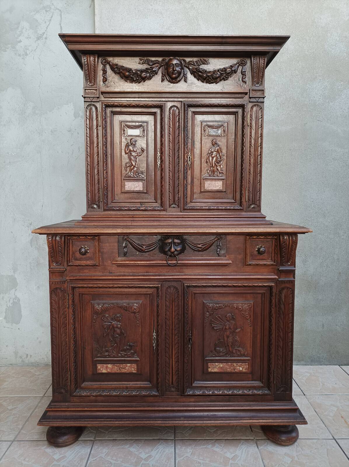 Louis XIII walnut diminutive buffet