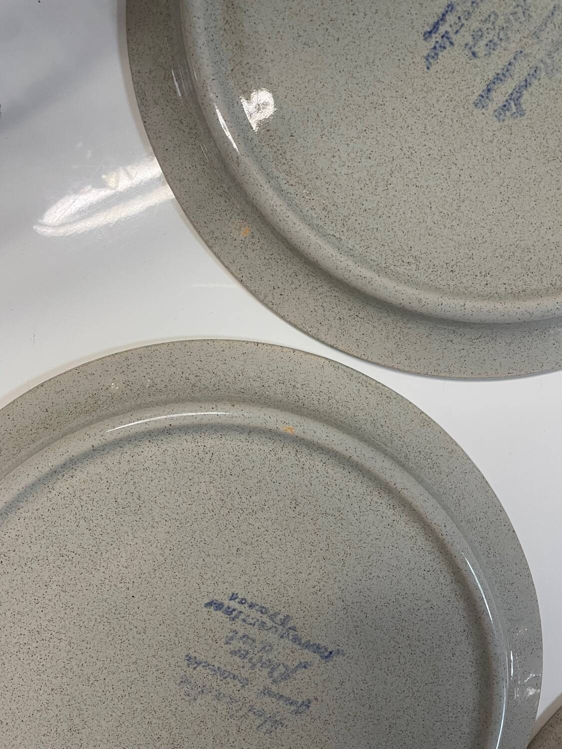 12 vintage Hollandia sarreguemine plates