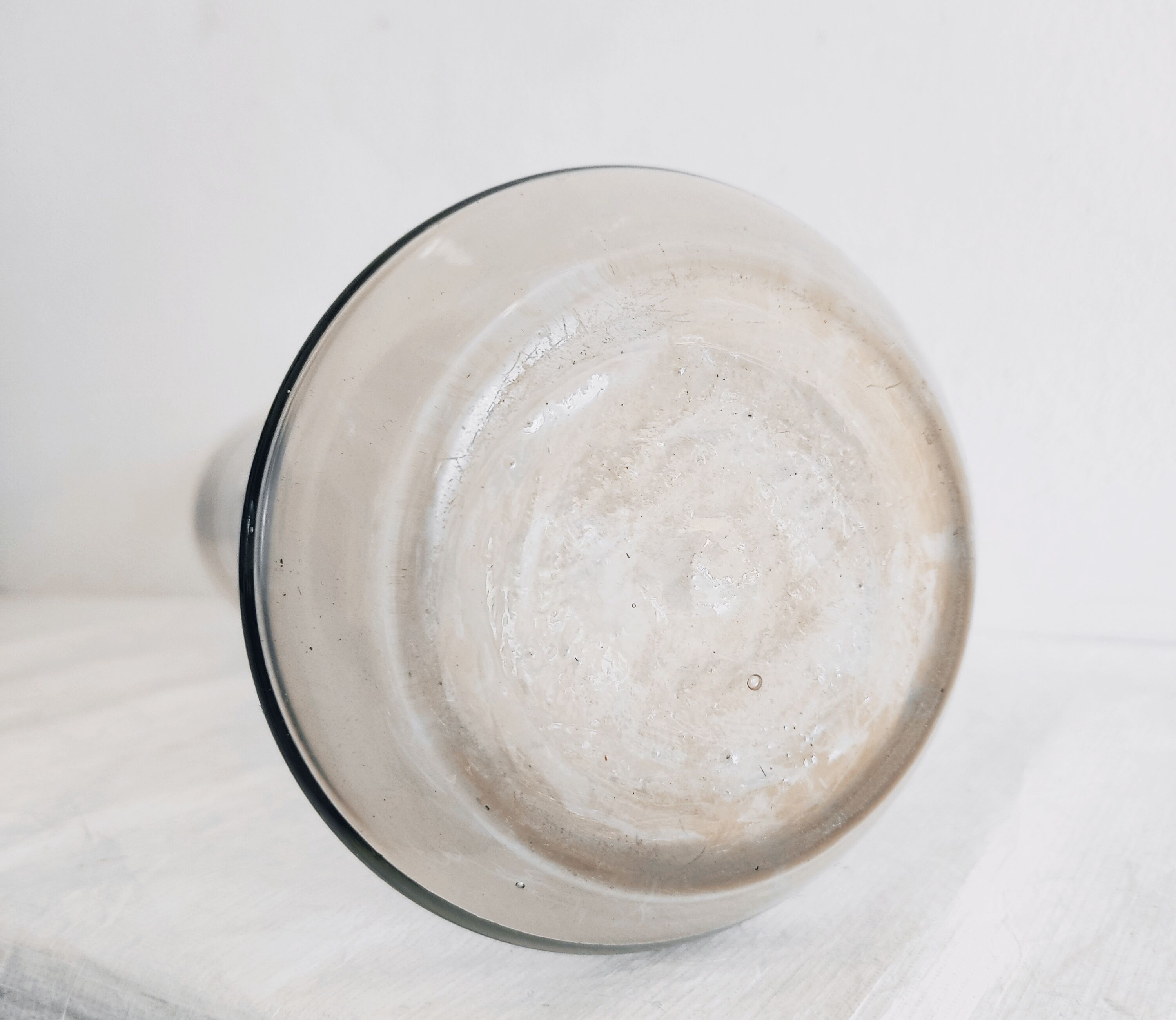 Transparent glass vase 28.5 cm