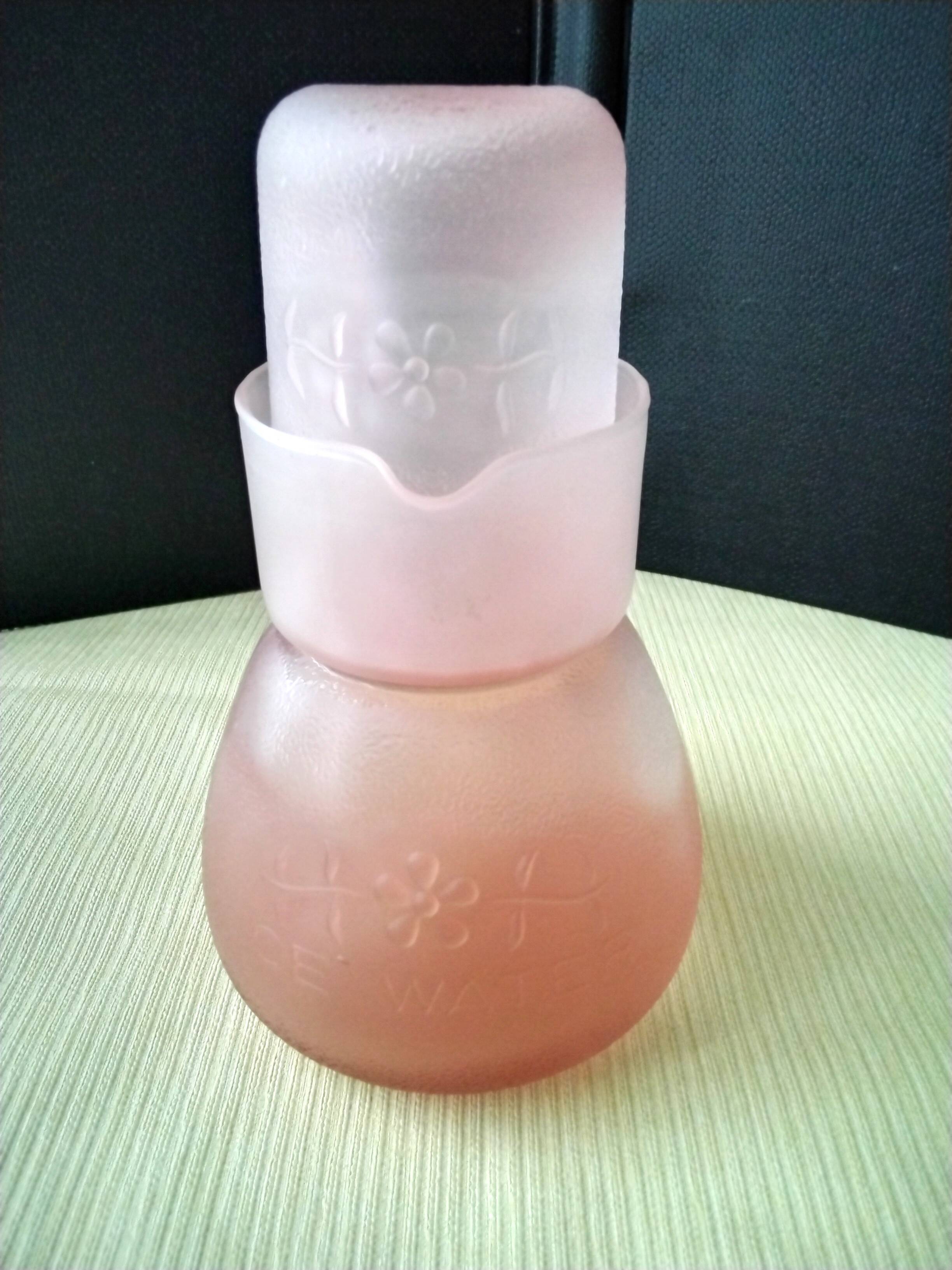 Frosted glass night servant